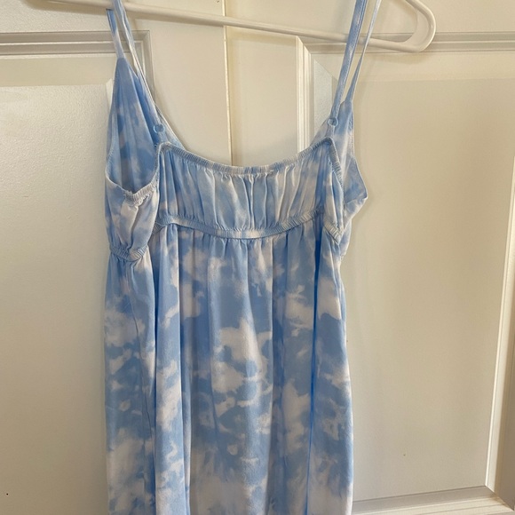blue and white tie-dye dress from Kendall & Kylie (PacSun) - Picture 2 of 4